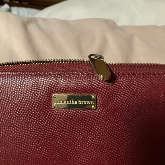 Samantha brown wallet with strap. 8x4. Dark Red. - Picture 5 of 9
